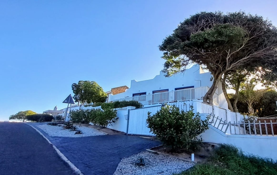 4 Bedroom Property for Sale in Vermont Western Cape
